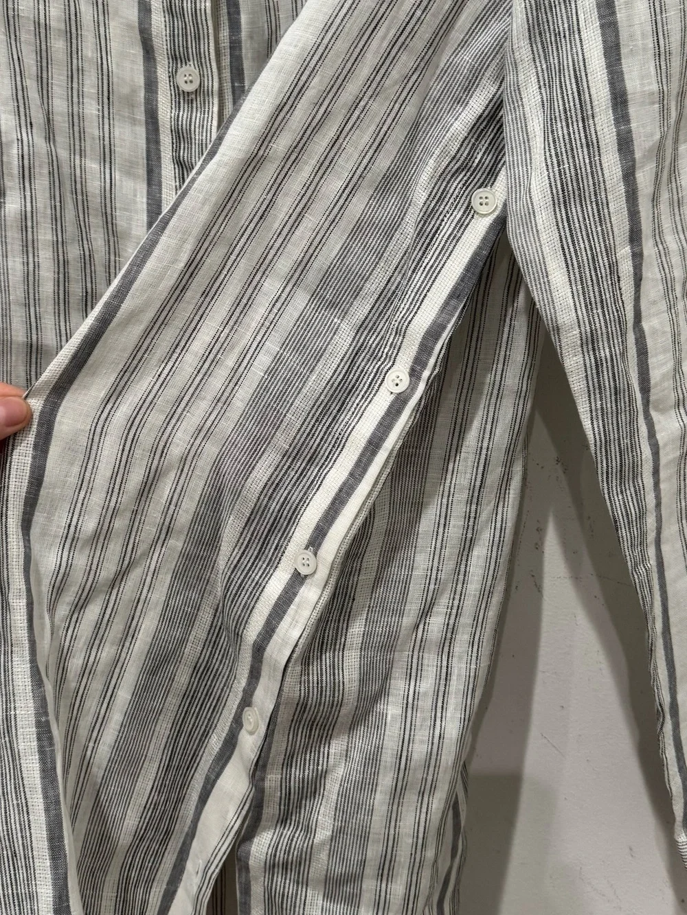 NWT Lafayette 148 linen button down stripe shirt with side button detail - Picture 10 of 10